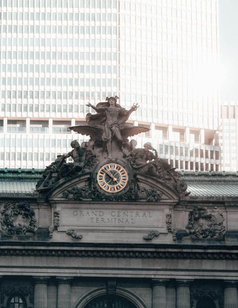 Grand Central Station’s iconic celestial ceiling and classic architecture.
