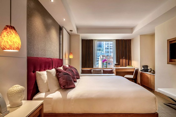 Deluxe-Room-2-scaled (resized)
