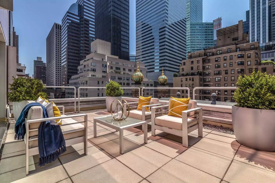 One-bedroom-suite-with-terrace-terrace-concorde-hotel-day-1