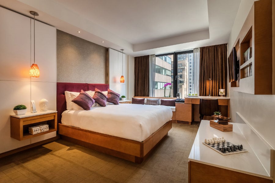 Premier King Guestroom 2-1