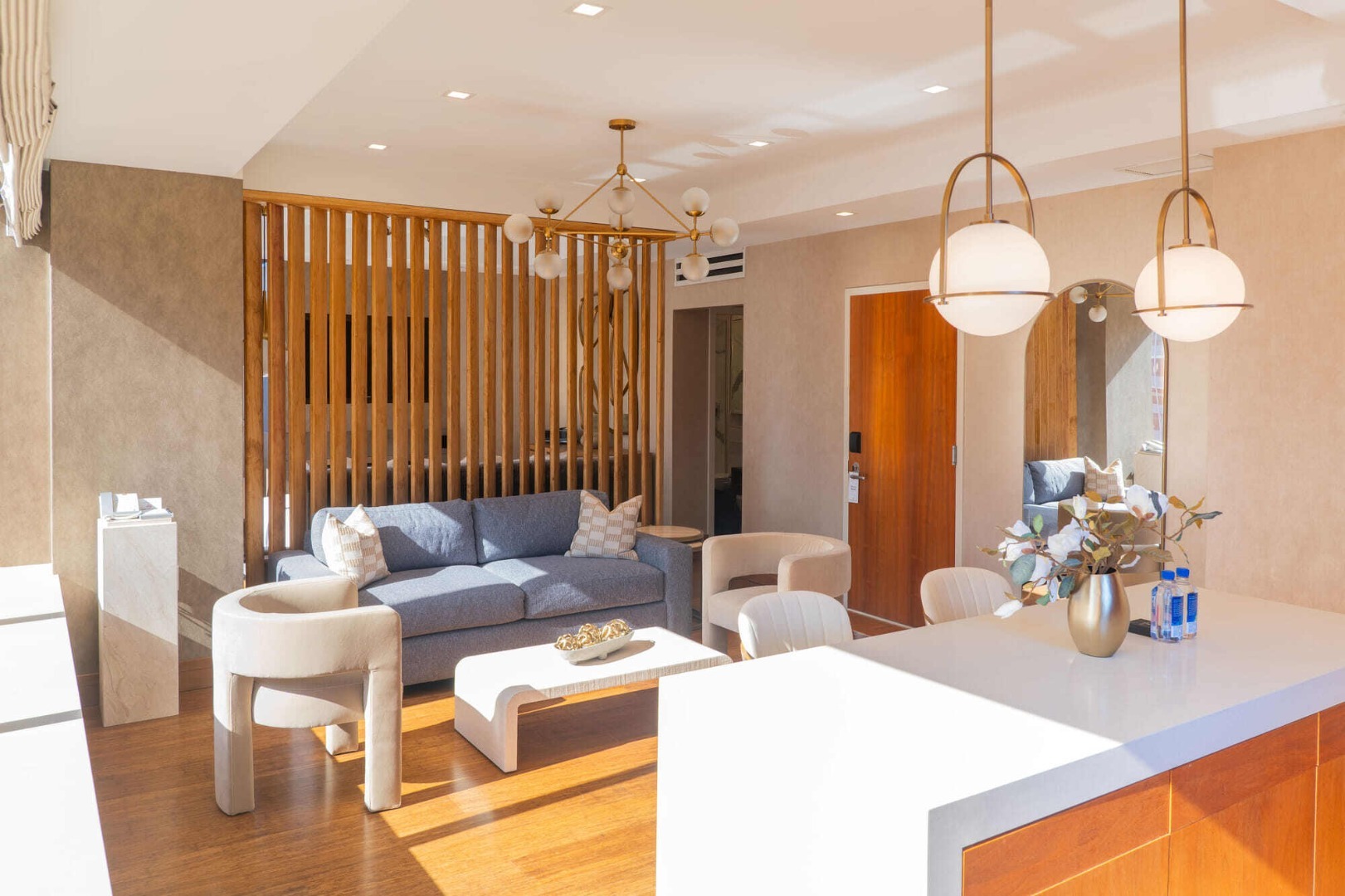 ambassador_suite_-_kitchen_island