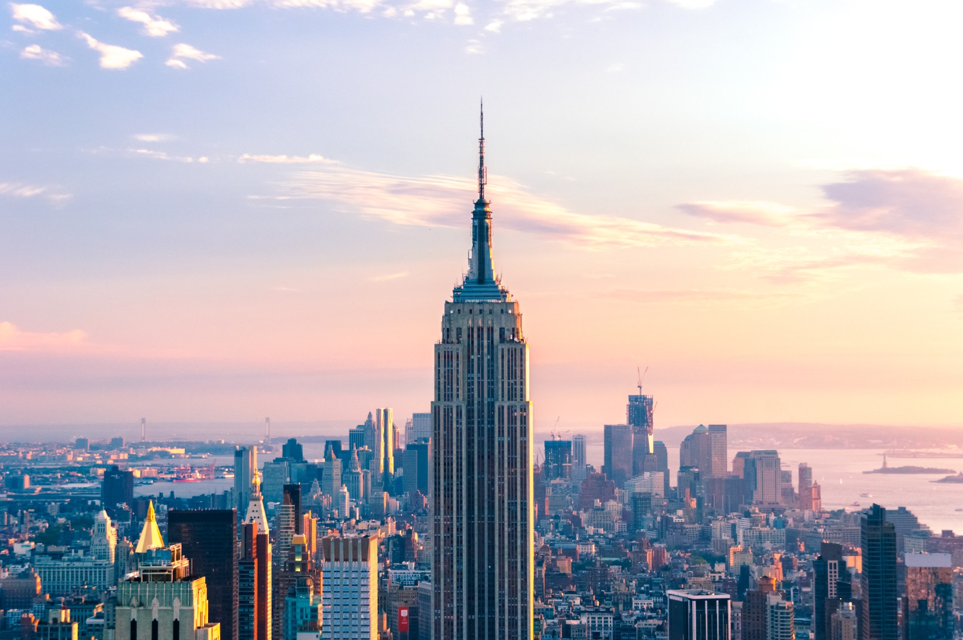 the empire state building sunrise